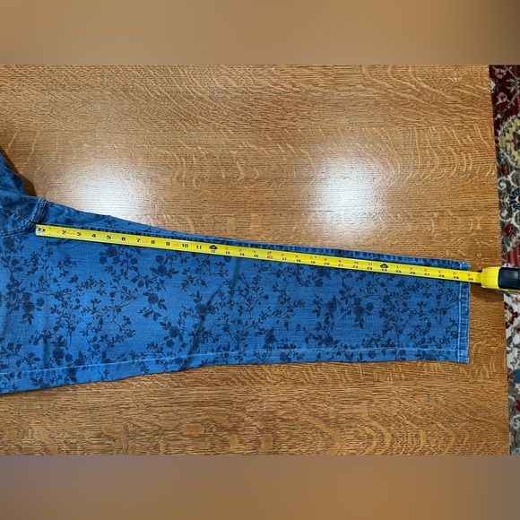 J. Jill Weekender Straight Leg Jeans - Picture 7 of 7